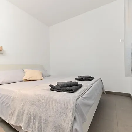 Lity Apartment *