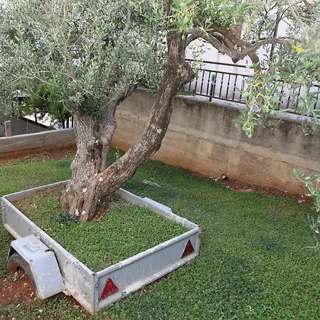 Lity Apartmán Podglavica